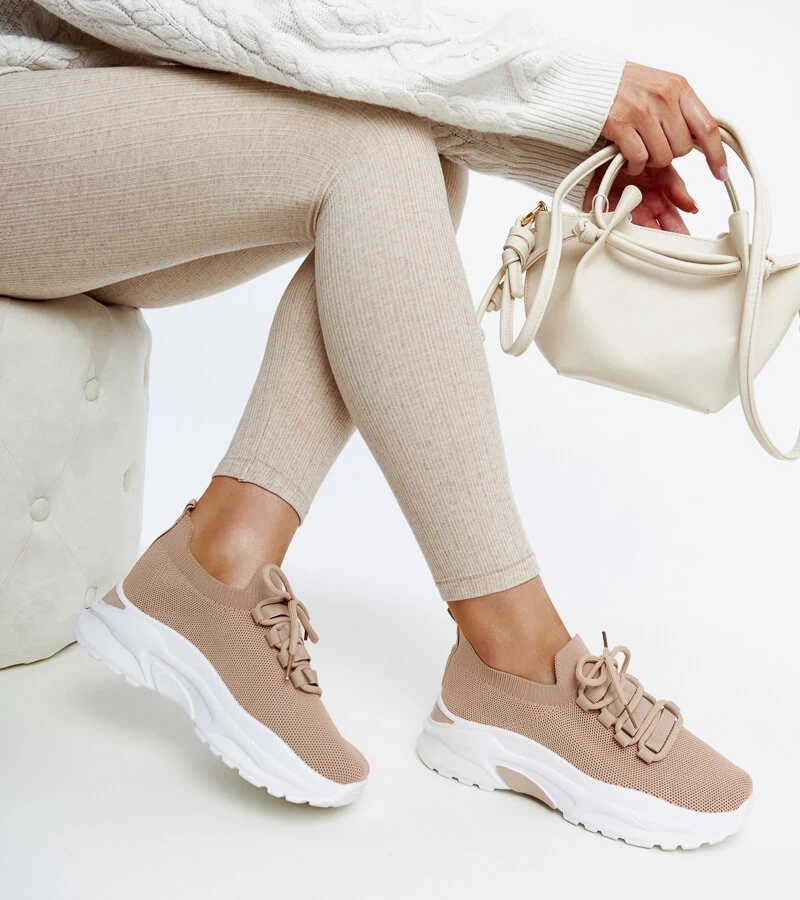 Brązowe sneakersy sportowe