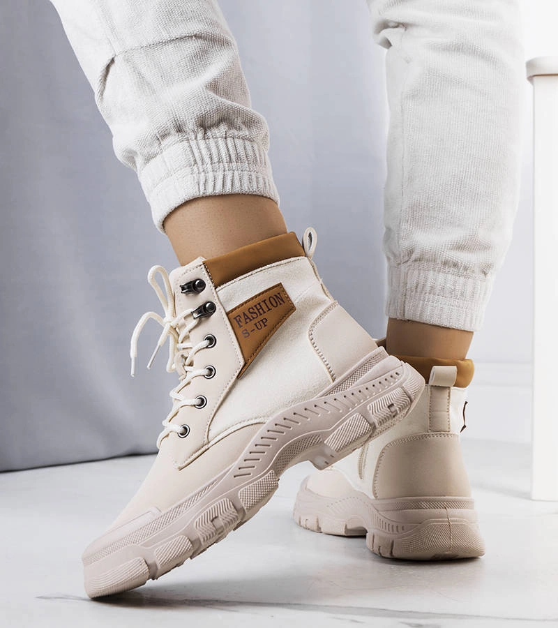 Beżowe ocieplane trapery damskie