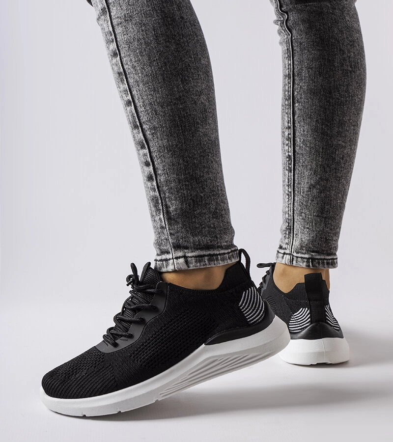 czarno-białe sneakersy