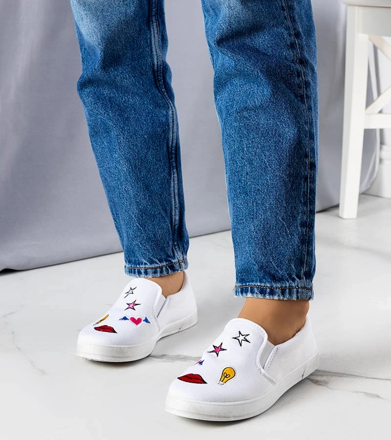 Hers Białe tenisówki z naszywkami