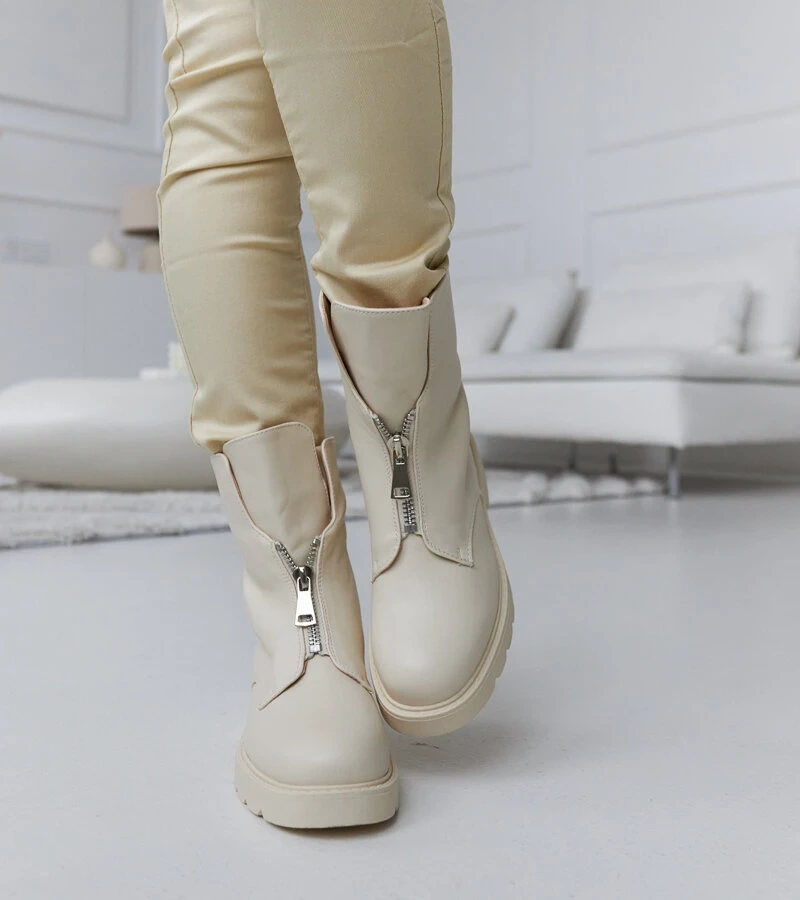 Beżowe ocieplane botki z suwakiem