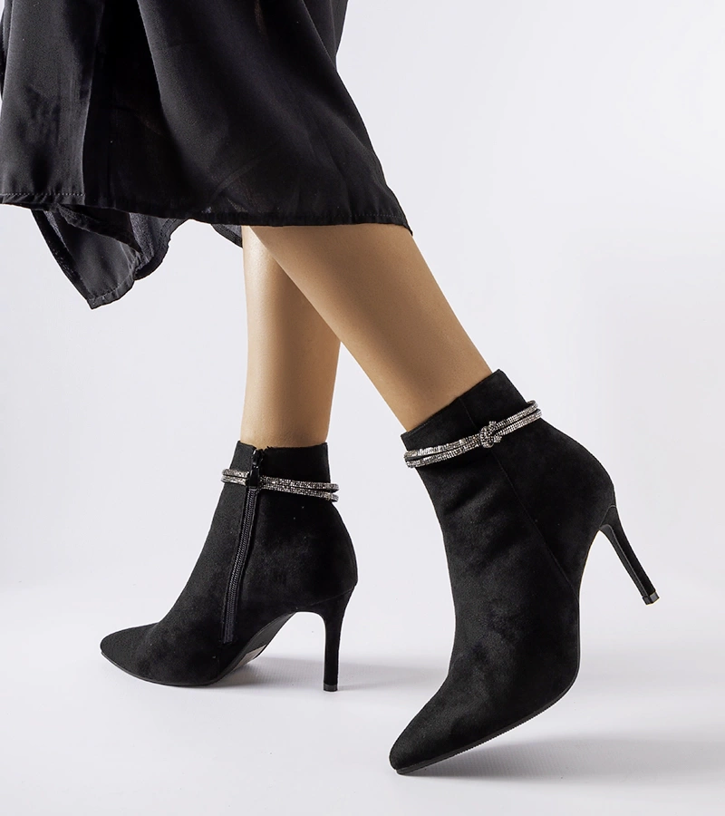 Ocieplane czarne botki na szpilce Vinceza