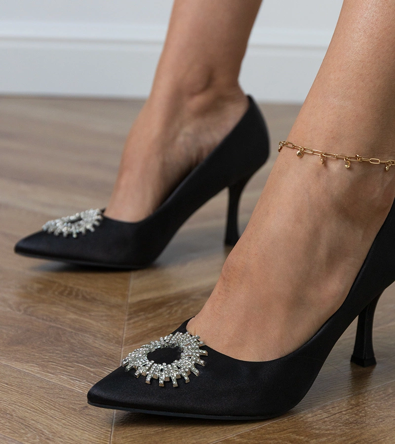 Hers Czarne czółenka satynowe z cyrkoniami