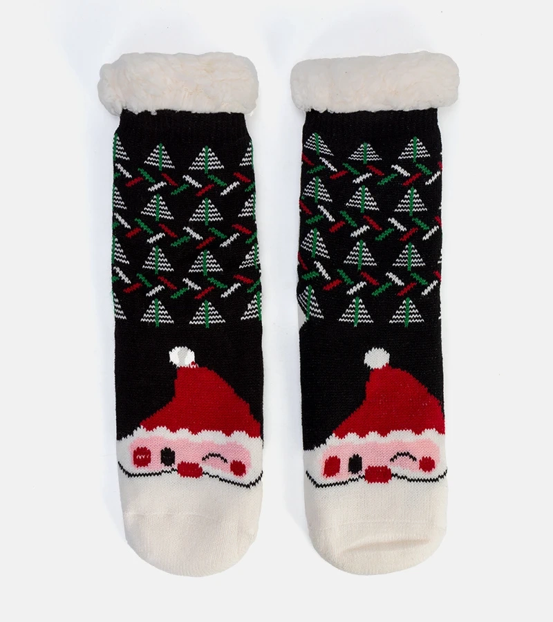 Ocieplane czarne skarpety z Mikołajem