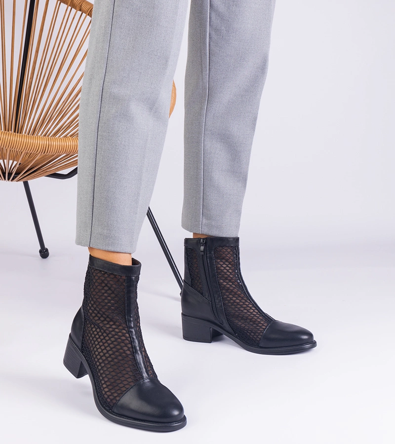 Hers botki damskie czarne siateczkowe na słupku - eleganckie i stylowe obuwie