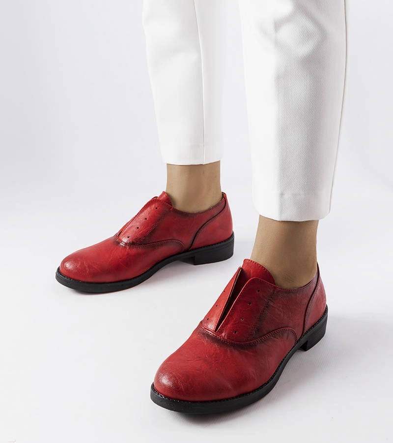 Czerwone eleganckie półbuty z ekoskóry