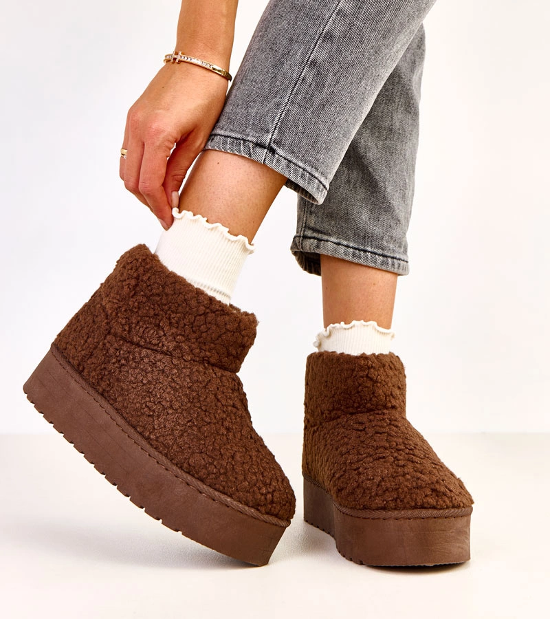 Hers Ciemnobrązowe śniegowce z cholewką z barankowego futra