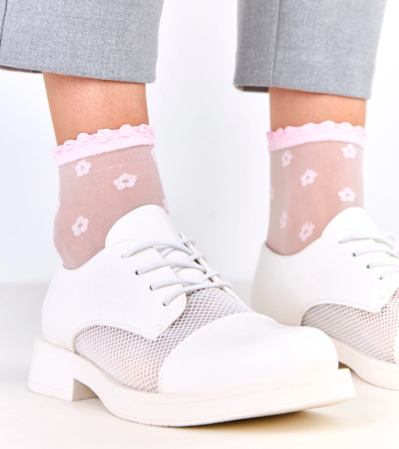 Hers Białe półbuty damskie z siateczką na cholewce